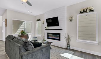 430 E Park Pl, Andover, KS 67002