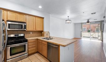500 N Willowbrook Ave L6, Compton, CA 90220