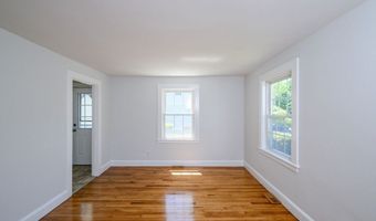 895 Hancock St, Abington, MA 02351