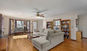 2898 N Farm Road 17, Ash Grove, MO 65604