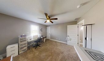 5962 Deer Hollow Rd, Auburn, IN 46706