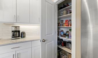 14206 SE WOODSIDE Ave, Milwaukie, OR 97267