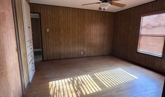 11806 Loop 107, Adkins, TX 78101