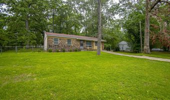 2932 Lakeside Dr, Benton, AR 72019