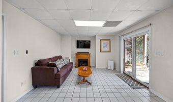 1515 RIVERSIDE Ln, Adamsville, TN 38310