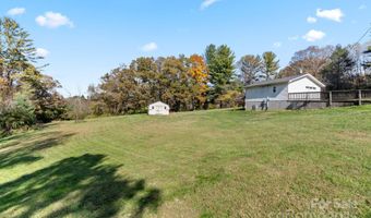 24 Ian River Dr, Asheville, NC 28806