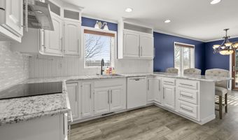 4537 W Black Oak Cir, Angola, IN 46703