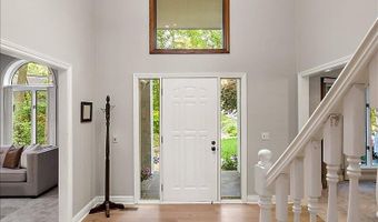 3427 E Dobson Pl, Ann Arbor, MI 48105