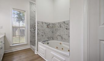 1007 Riverchase North Dr, Brandon, MS 39047