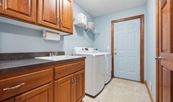 15339 Radium Way NW, Anoka, MN 55303