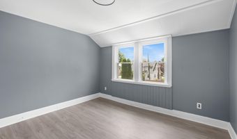 37 2ND Ave, Claymont, DE 19703