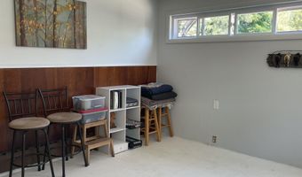 1004 Falkirk Rd, Alma, MI 48880