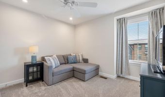 8106 ZOE Pl, Alexandria, VA 22306