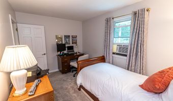 14 Briarwood Ln, Amherst, NH 03031