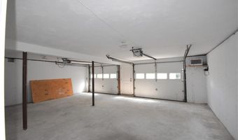 32 J H Dwyer Dr, Middletown, RI 02842