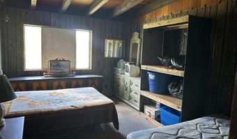 132 E Cedar Road Rd, Capitan, NM 88316