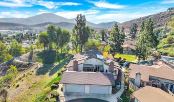 2365 Apricot Tree Ln, Spring Valley, CA 91977