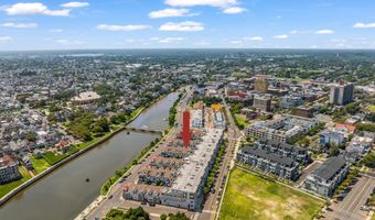 10 Grove Ct 20, Asbury Park, NJ 07712