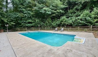 940 Daniels Crk, Banner, KY 41603