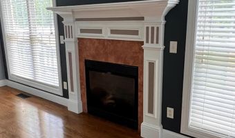 302 Brookside Dr, Algood, TN 38506