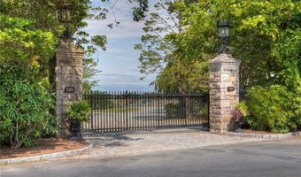 127 Harrison Ave 7, Newport, RI 02840