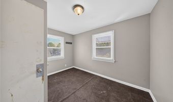 378 Hillwood Dr, Akron, OH 44320
