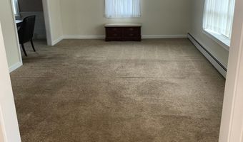 608 Berkeley Ave, Beachwood, NJ 08722