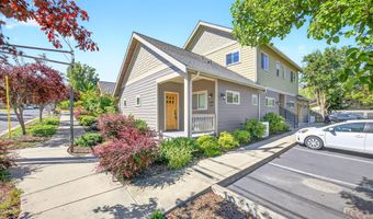 1245 Iowa St, Ashland, OR 97520