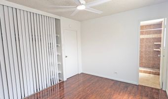 1120 Hassinger St 208, Honolulu, HI 96822