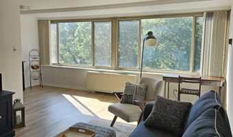 1210 N TAFT St 710, Arlington, VA 22201