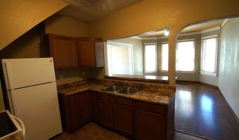 902 S 3rd St, Aberdeen, SD 57401