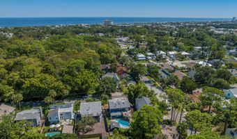310 MAGNOLIA St, Atlantic Beach, FL 32233