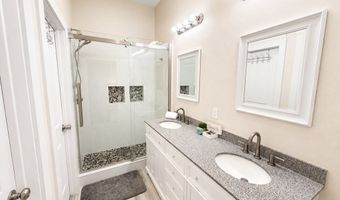 195 Paradise Dr, Aransas Pass, TX 78336