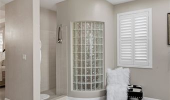 10721 Capesthorne Way, Las Vegas, NV 89135