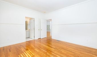 16 Thistle Holw 16, Avon, CT 06001