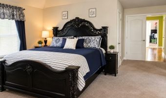 12 Jamie Ct, Barnegat, NJ 08005