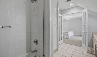 1006 Spring Hill Dr, Albany, GA 31721