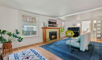 827 NW Delaware Ave, Bend, OR 97703