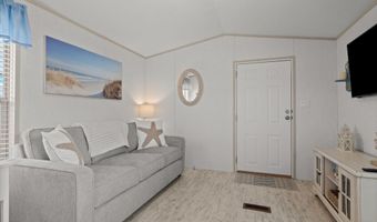 514 E Ft Macon Rd, Atlantic Beach, NC 28512