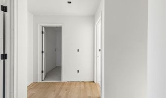 7 Kinsman St, Cumberland, RI 02864