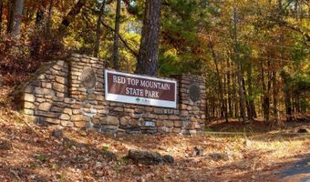 321 Cavalier Ln SE, Acworth, GA 30102