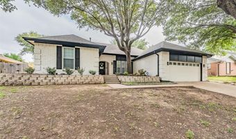 706 Hinsdale Dr, Arlington, TX 76006