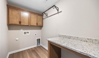 180 Moravian Ct, Advance, NC 27006