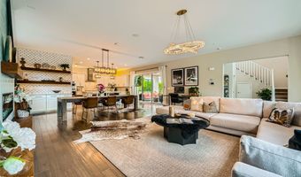 10313 Jade Point Dr, Las Vegas, NV 89135