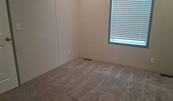 328 W. 53rd St 10, Anderson, IN 46013