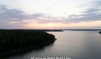 21194 Lawrence 2230, Aurora, MO 65605