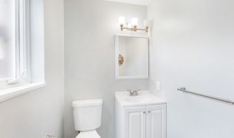 17 Muscotah Rd, Alloway, NJ 07422
