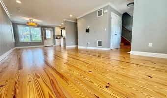 52 Bedlow Ave, Newport, RI 02840