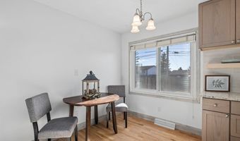 609 RIDGELAND St, Cheyenne, WY 82009