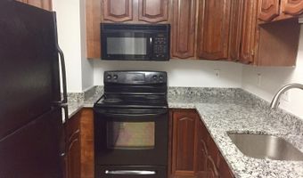 1077 30TH St NW 414, Washington, DC 20007